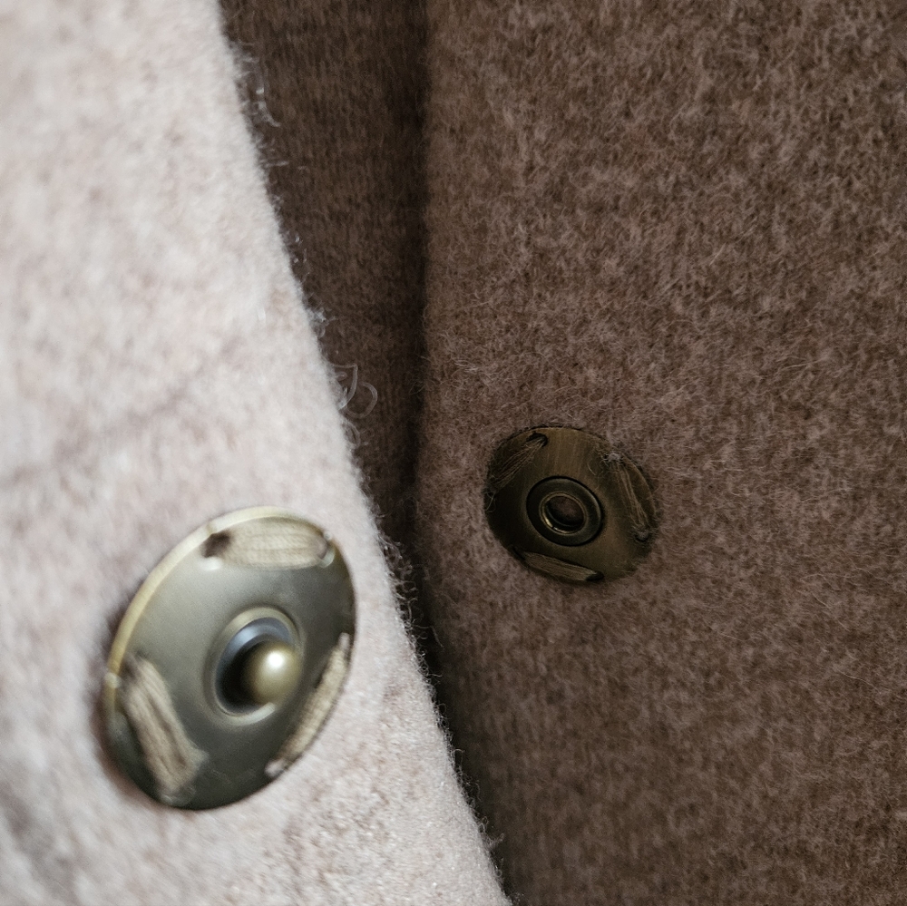 Vince Size Small Camel Cardigan Sweater Coat With Pockets! - Picture 4 of 8